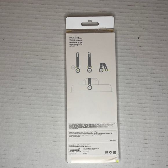 Apple AirTag‎ loop - Picture 2 of 3